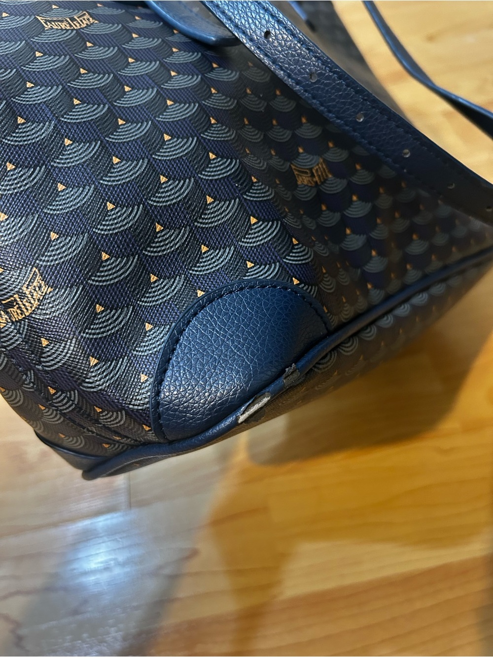 Fauré Le Page Tote with Gold-Tone Accents - Picture 7 of 13